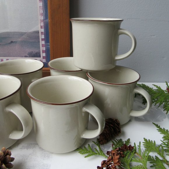 Stoneware 6 Mugs by Carla, Japan - Picture 3 of 13